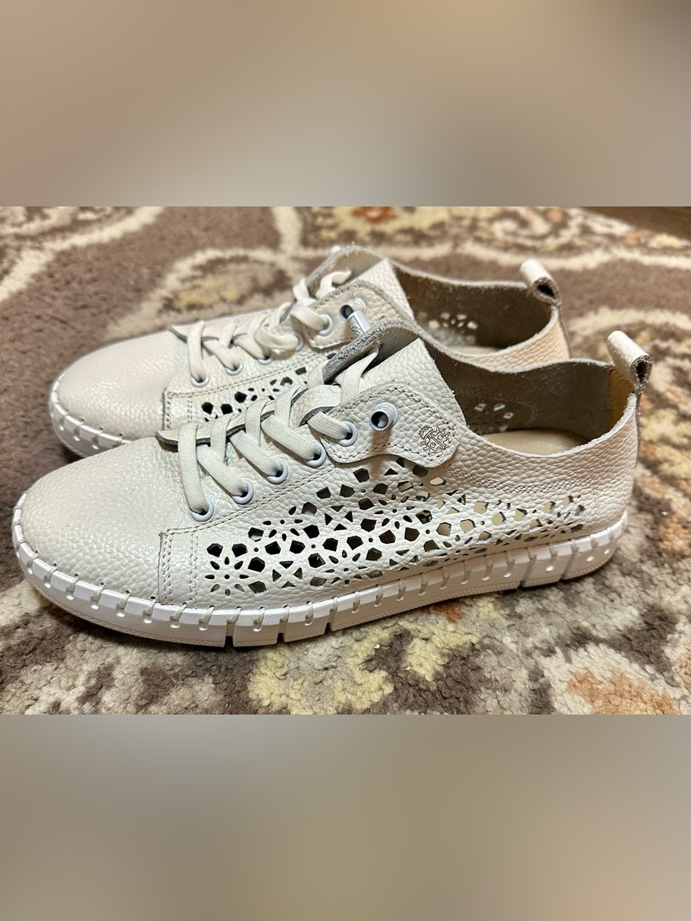 Yokono Flow 002 White Laser-Cut Leather Lace-Up Sneakers